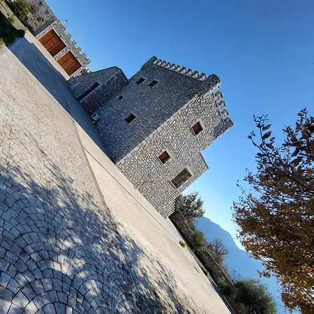 Villa Mani Tower
