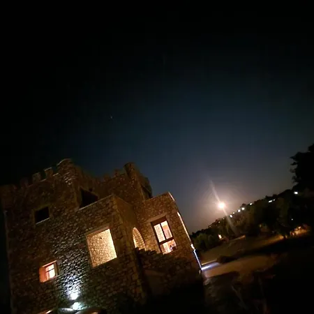 Mani Tower Villa Kamares (Mani)