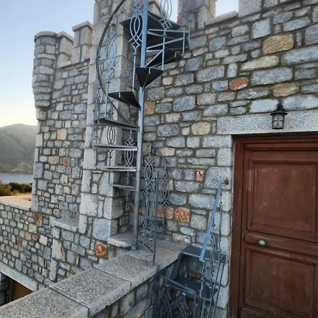Mani Tower Villa Kamares (Mani)